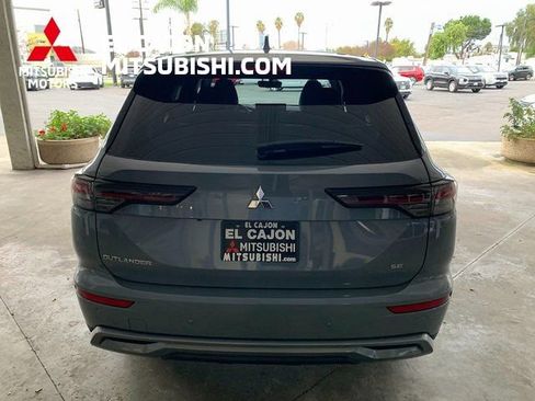 New 2026 Mitsubishi Outlander SE image 4