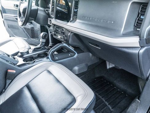 Used 2024 Ford Bronco Wildtrak AWD/4WD image 23