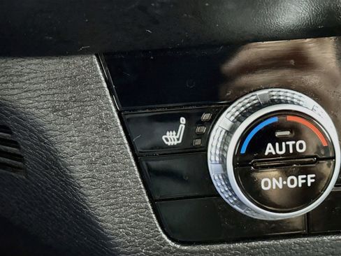 Used 2024 Mitsubishi Outlander SE AWD/4WD image 4
