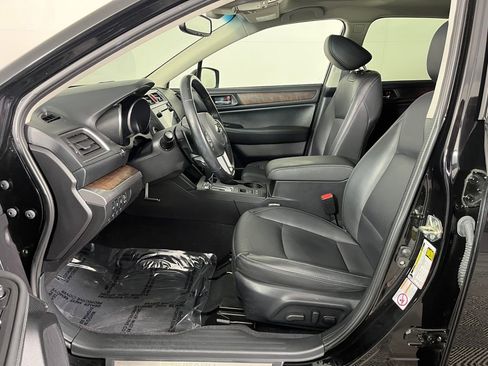 Used 2016 Subaru Outback 2.5i Limited image 11