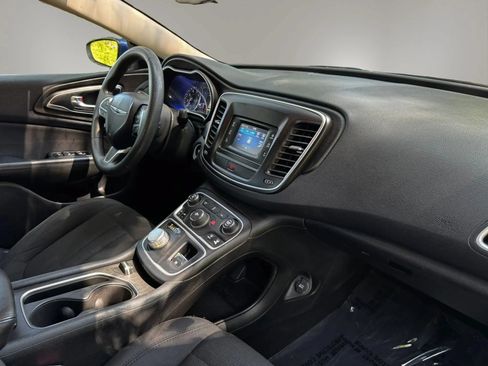 Used 2016 Chrysler 200 Limited FWD image 13