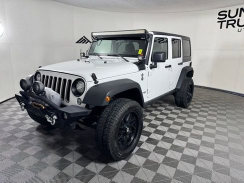 Used 2018 Jeep Wrangler Unlimited Sport AWD/4WD image 4
