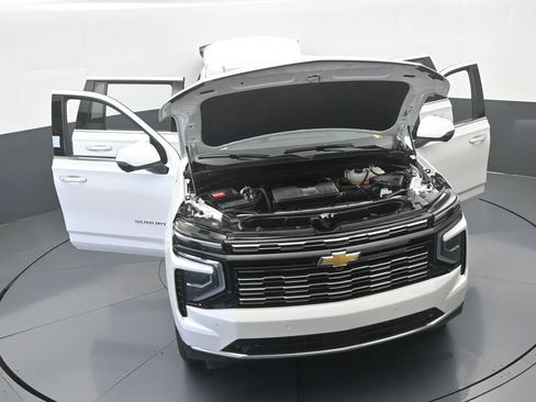 Used 2025 Chevrolet Suburban High Country w/ Sun And Tow Package RWD image 81