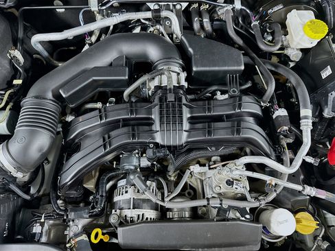 Used 2022 Subaru Outback Premium image 32