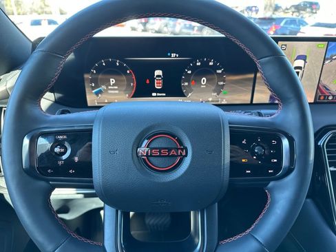 Used 2025 Nissan Armada PRO-4X w/ Pro-4X Premium Package image 16