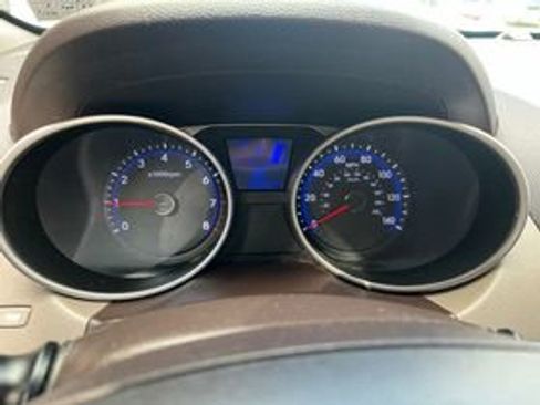 Used 2013 Hyundai Tucson GLS image 9