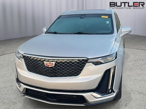 Used 2020 Cadillac XT6 Premium Luxury image 3