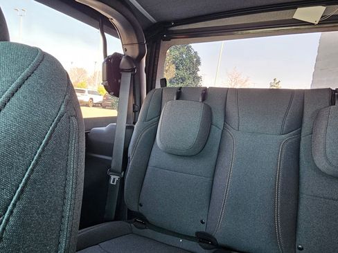 Used 2025 Jeep Wrangler Sport image 23