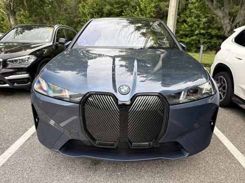 Used 2026 BMW iX xDrive45 w/ Premium Package AWD/4WD image 2