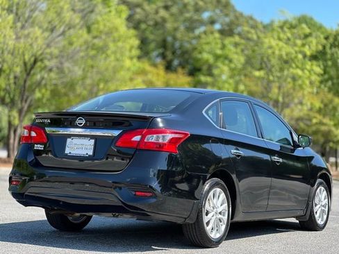 Used 2017 Nissan Sentra S w/ S Style Package FWD image 5