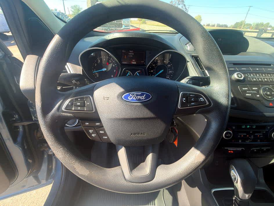 Used 2018 Ford Escape SE FWD image 15