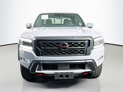 Used 2022 Nissan Frontier PRO-4X w/ Technology Package AWD/4WD image 2