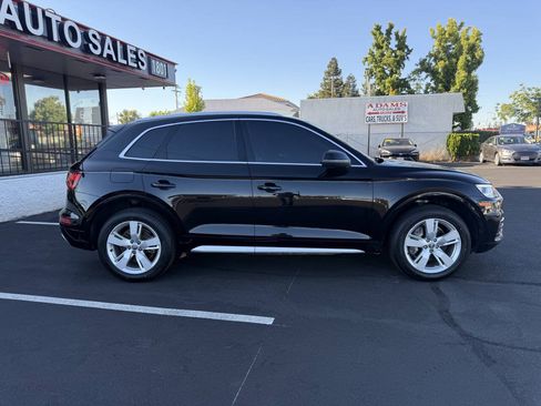Used 2018 Audi Q5 2.0T Premium Plus AWD/4WD image 2
