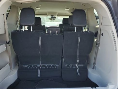 Certified 2023 Chrysler Pacifica Touring-L FWD image 26