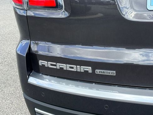 Used 2017 GMC Acadia Limited SLT image 11