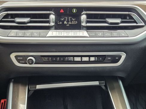 Used 2022 BMW X5 xDrive40i w/ Premium Package image 19