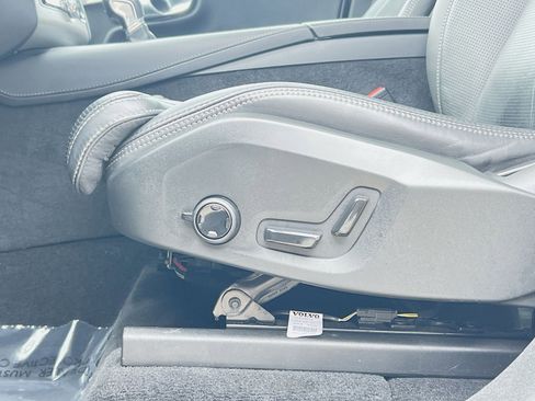 Certified 2022 Volvo XC90 T6 Inscription w/ Climate Package image 14