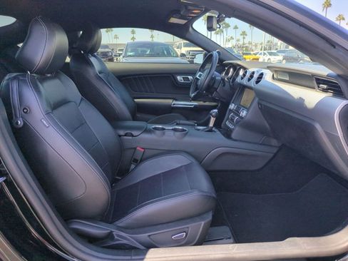 Used 2019 Ford Mustang GT Premium RWD image 19