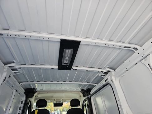 Used 2025 RAM ProMaster 2500 w/ Convenience Group image 11