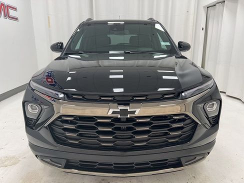 New 2025 Chevrolet TrailBlazer ACTIV w/ Convenience Package AWD/4WD image 2