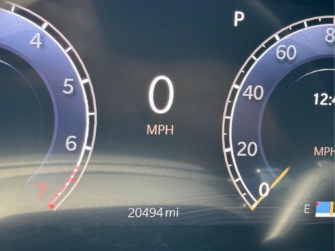 Used 2025 Jeep Grand Cherokee L Laredo RWD image 21