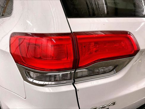 Used 2014 Jeep Grand Cherokee Limited AWD/4WD image 29