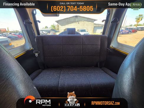 Used 2004 Jeep Wrangler X AWD/4WD image 12