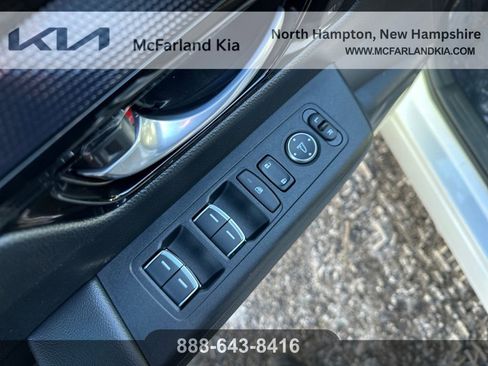 Used 2023 Honda CR-V Sport Touring image 12