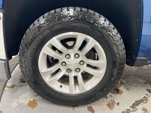 Used 2018 Chevrolet Silverado 1500 LT w/ All Star Edition RWD image 27