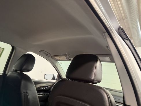 Used 2023 GMC Terrain SLT AWD/4WD image 70