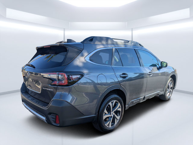 Used 2022 Subaru Outback Limited AWD/4WD image 3