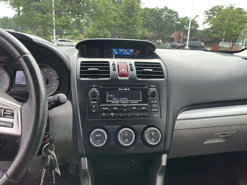 Used 2014 Subaru Forester 2.5i Limited AWD/4WD image 29