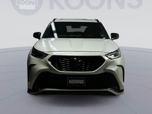 Used 2022 Toyota Highlander XSE image 15