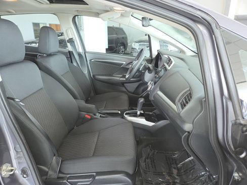 Used 2018 Honda Fit EX image 30