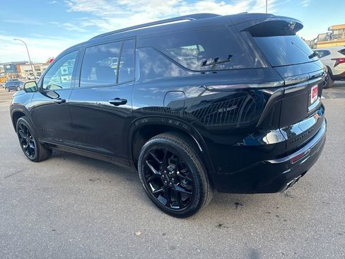 Used 2024 Chevrolet Traverse RS w/ LPO, Floor Liner Package image 3