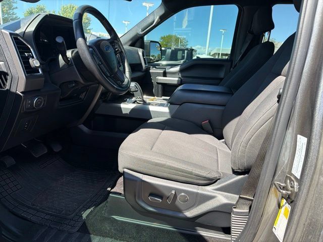 Used 2016 Ford F150 XLT w/ Equipment Group 302A Luxury AWD/4WD image 17