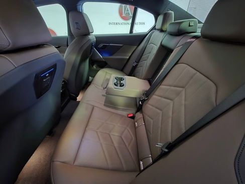 New 2025 BMW 530i xDrive 530i xDrive w/ Premium Package image 12
