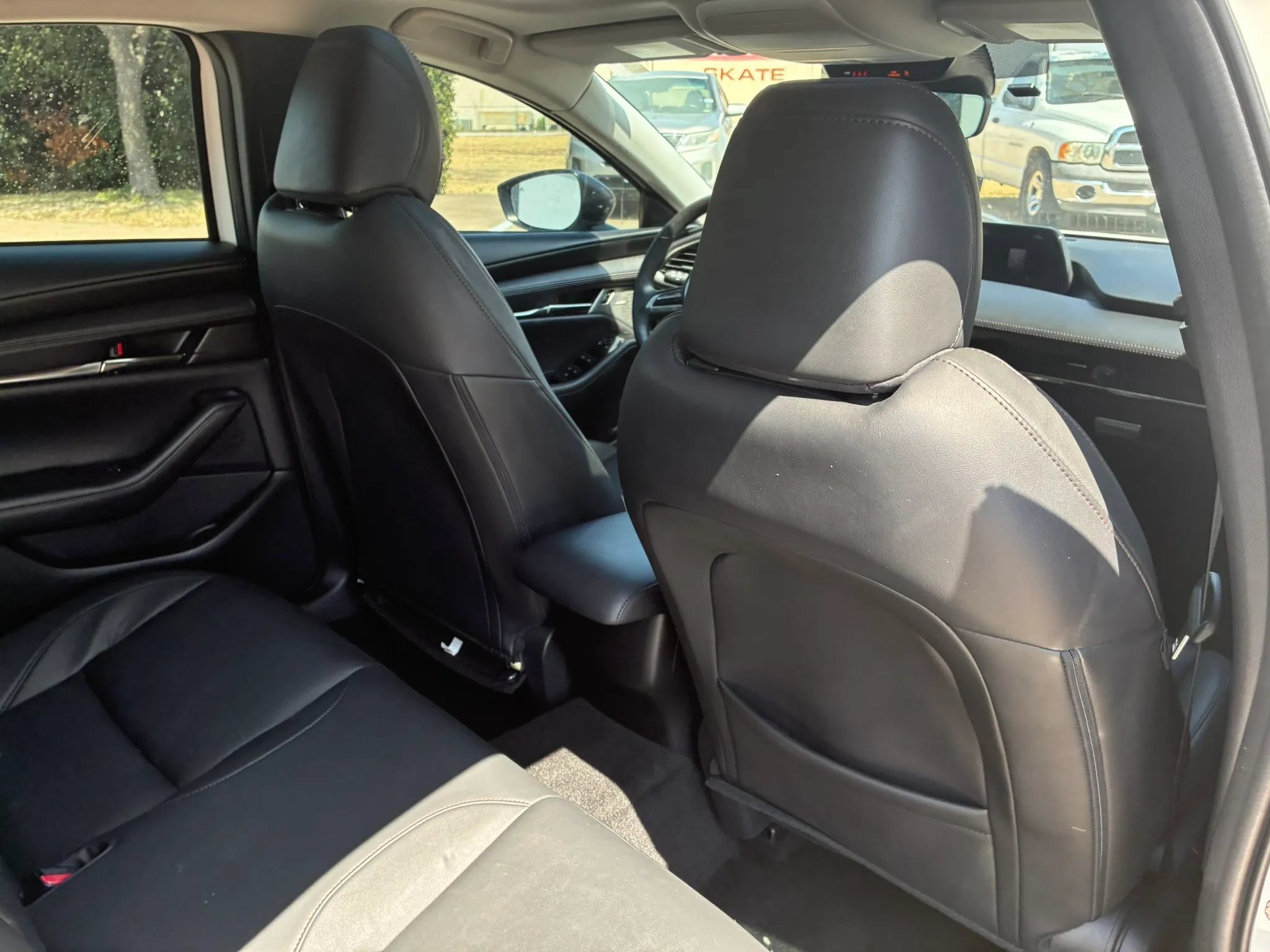 Used 2022 MAZDA MAZDA3 s AWD/4WD image 18