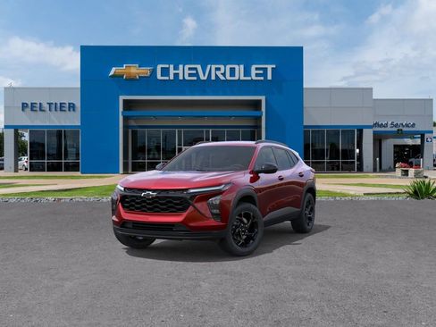 New 2026 Chevrolet Trax LT w/ Driver Confidence Package FWD image 8