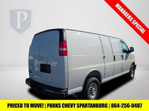 New 2025 Chevrolet Express 2500 Extended w/ Enhanced Convenience Package image 6