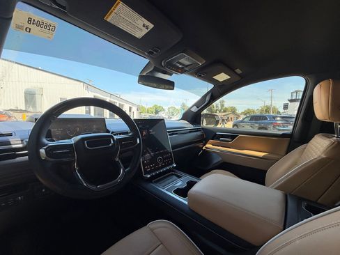 Used 2026 GMC Sierra EV Denali AWD/4WD image 23