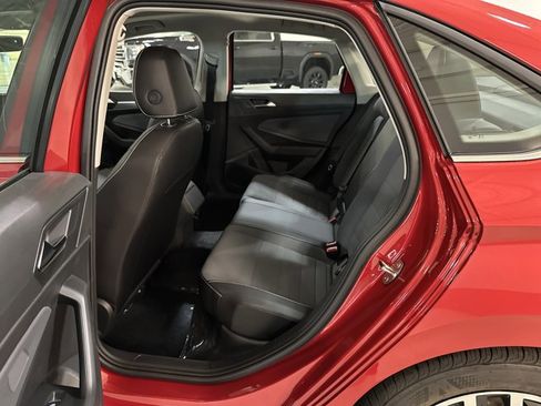 New 2026 Volkswagen Jetta SE FWD image 21