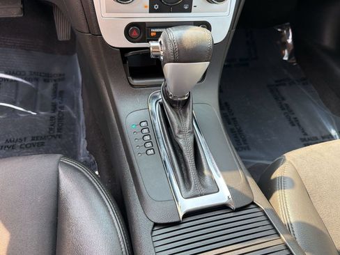 Used 2010 Chevrolet Malibu LT w/ Interface Package FWD image 16