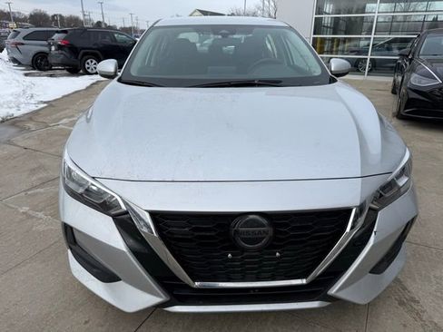 Used 2023 Nissan Sentra SV image 2