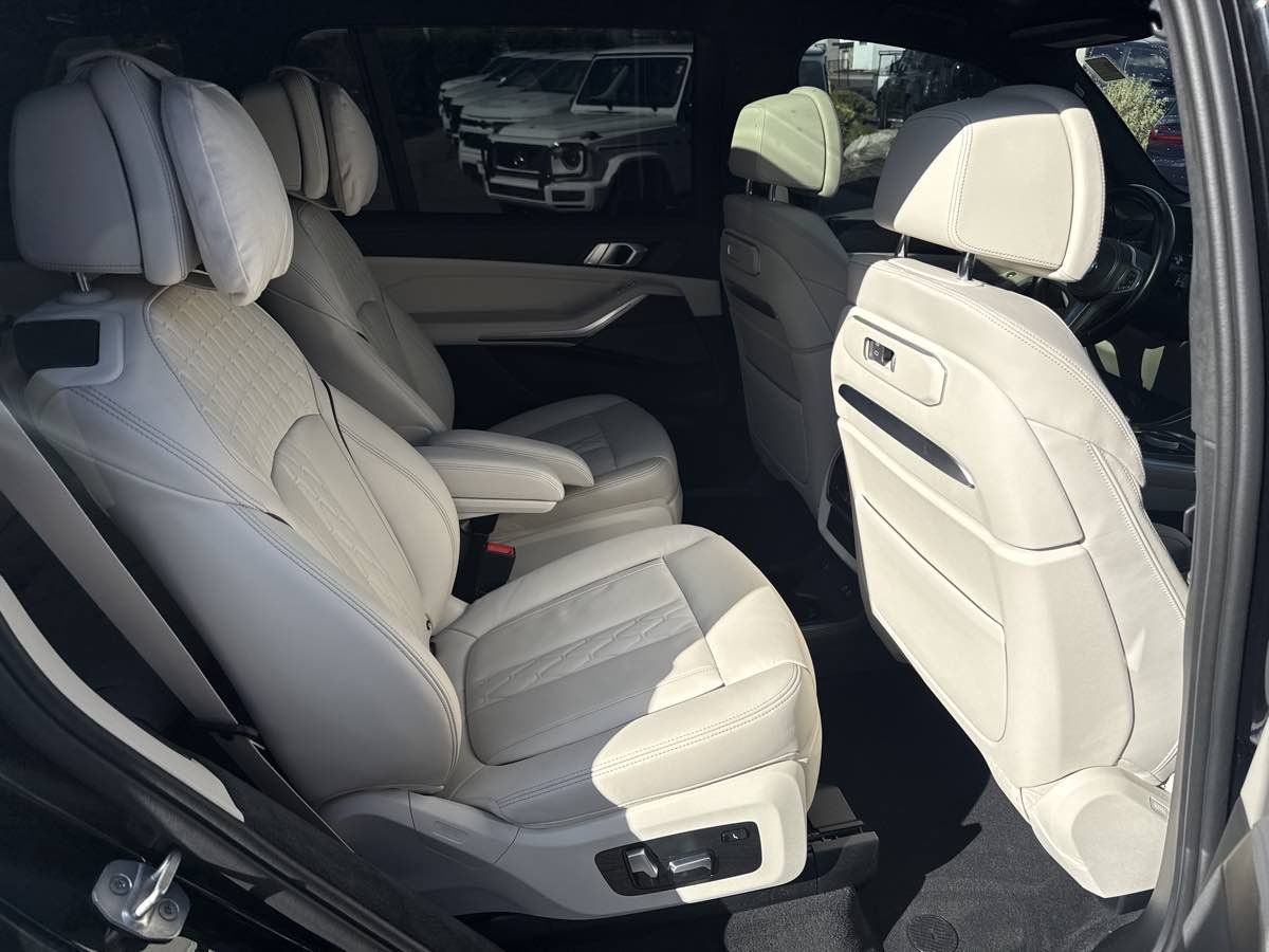Used 2024 BMW X7 xDrive40i w/ Executive Package AWD/4WD image 20