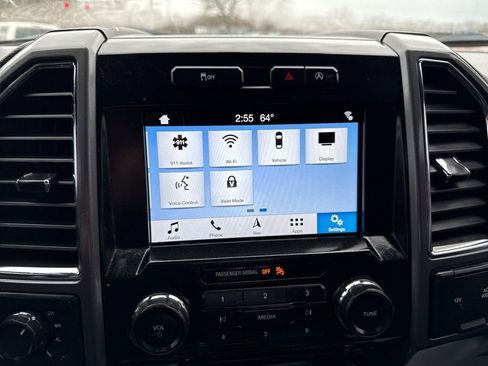 Used 2016 Ford F150 XLT w/ Equipment Group 302A Luxury image 34