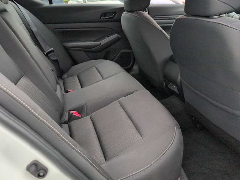 Used 2025 Nissan Altima 2.5 SV FWD image 20