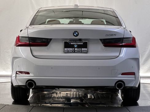 Used 2023 BMW 330i Sedan w/ Parking Assistance Package RWD image 9
