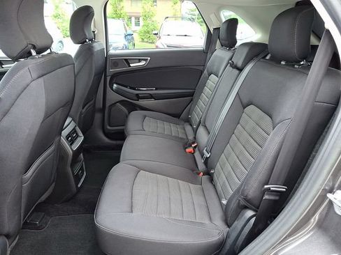 Used 2017 Ford Edge SEL AWD/4WD image 10