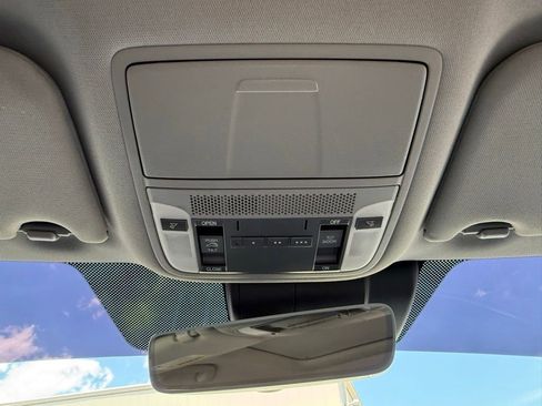 Used 2018 Acura TLX FWD image 24